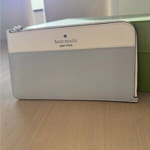 Kate Spade Lucy Wristlet